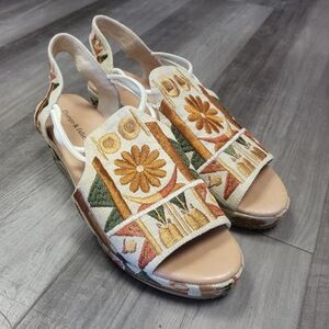 Floral Embroidered Sandals Django & Juliette